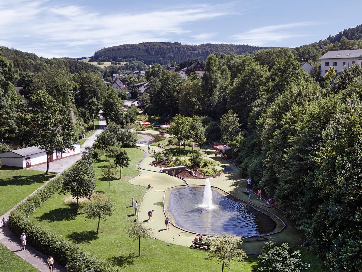 Strycker * Willingen (Upland)